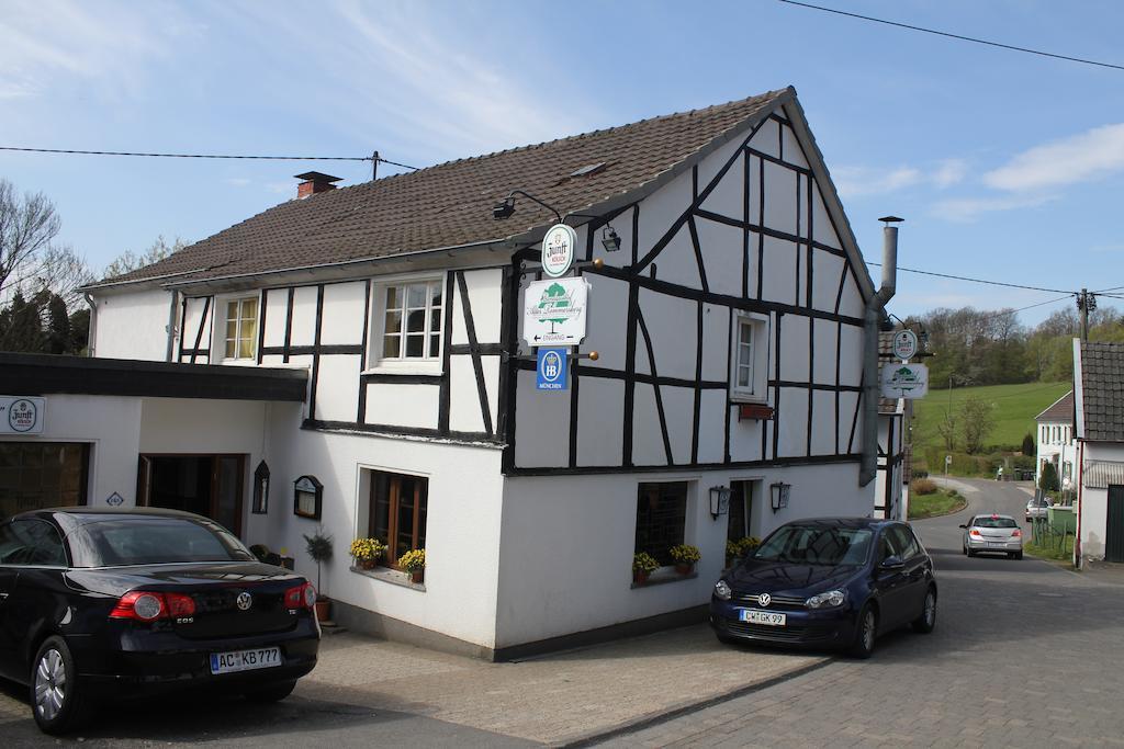 Landgasthof Alter Rommersberg Hotel Engelskirchen Exterior foto